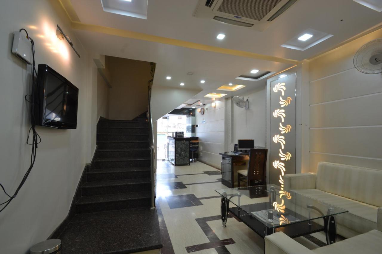 Hotel Central Residency Benares Buitenkant foto