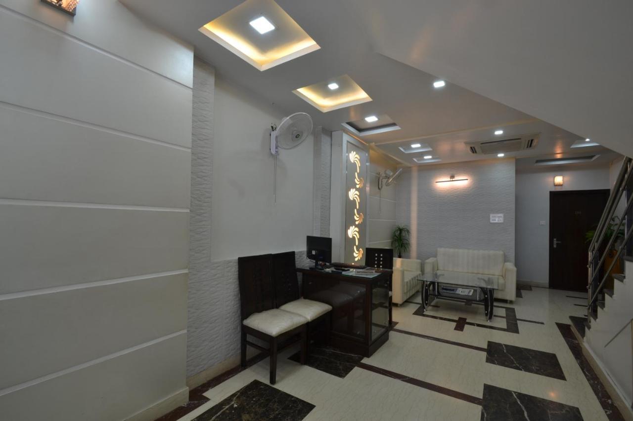 Hotel Central Residency Benares Buitenkant foto